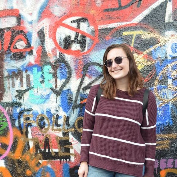 Meet your Posher, Molly - Picture 1 of 1